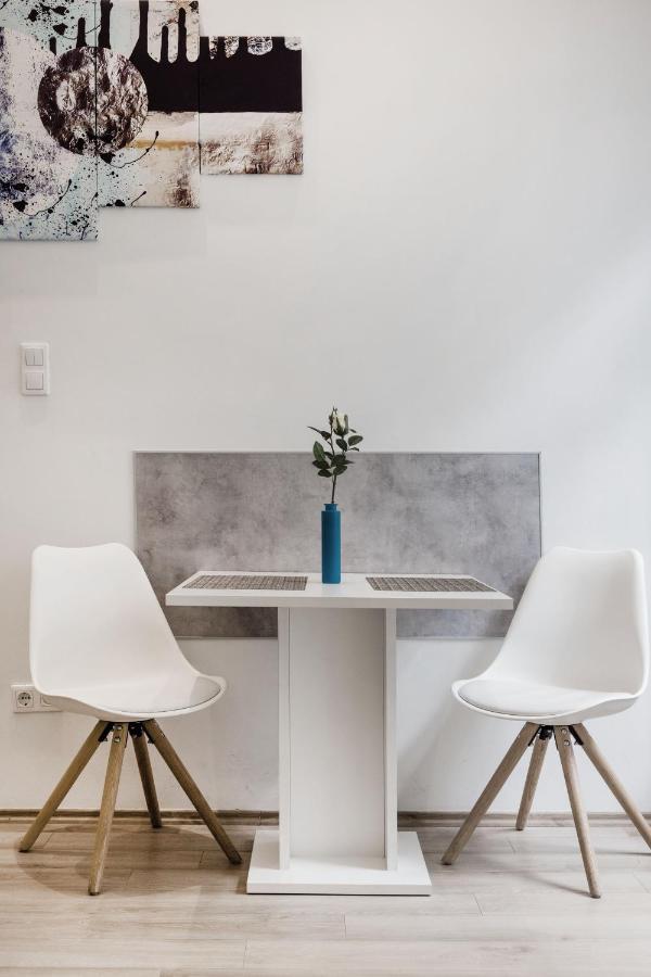 Elegant Studio In Central Budapest Ngoại thất bức ảnh